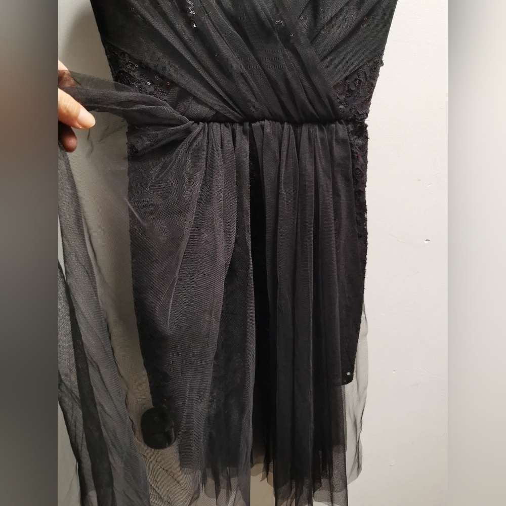NWT BCBG Maxazria Vienna Sequin Lace Tulle Overlay Strapless Black Dress size 2 - Picture 7 of 16